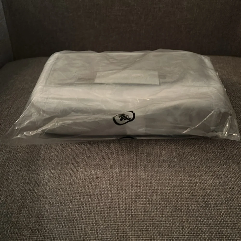 NWT Michael Kors Jet Set Large Leather Crossbody Bag - Picture 3 of 15